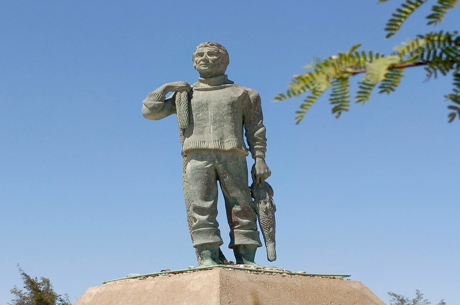 Estátua do Pescador em Tômbwa